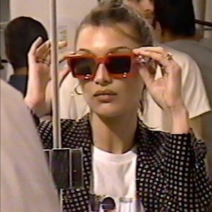 Meet your Posher, Samantha